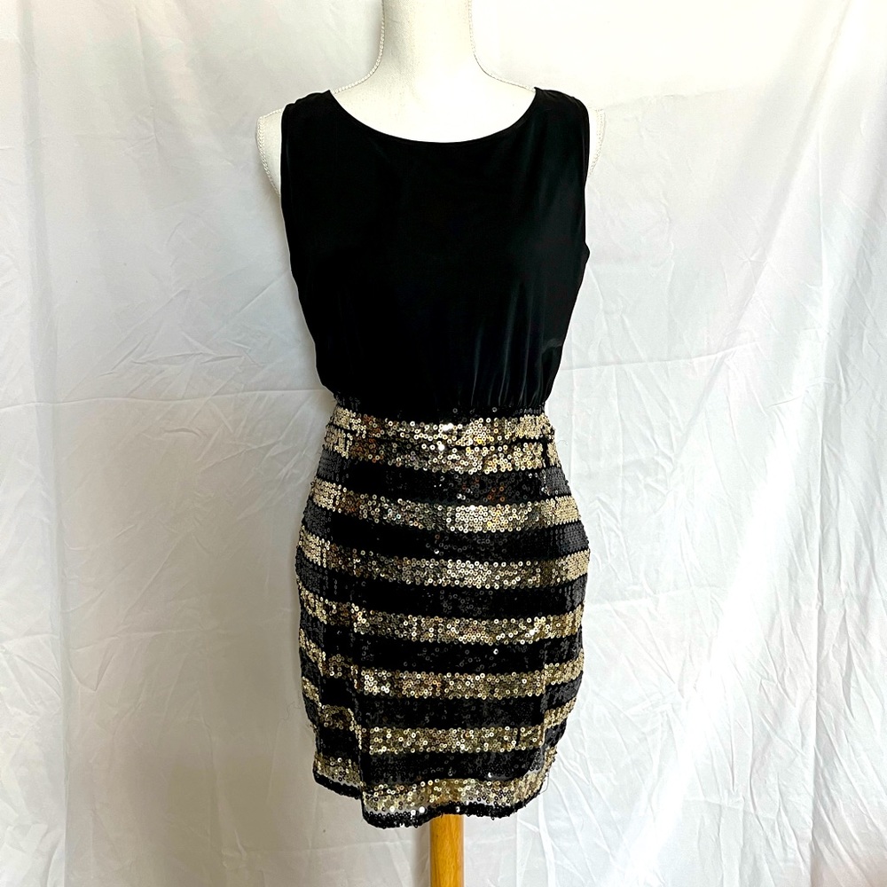 Check out this glitzy lil mini dress!